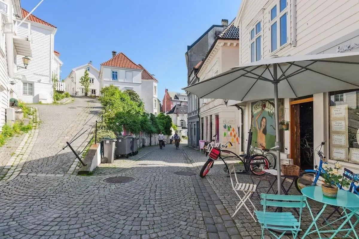 Dinbnb Homes I 200M To Bryggen I Make Memories With Friends And Family! Bergen 0*,  Norway